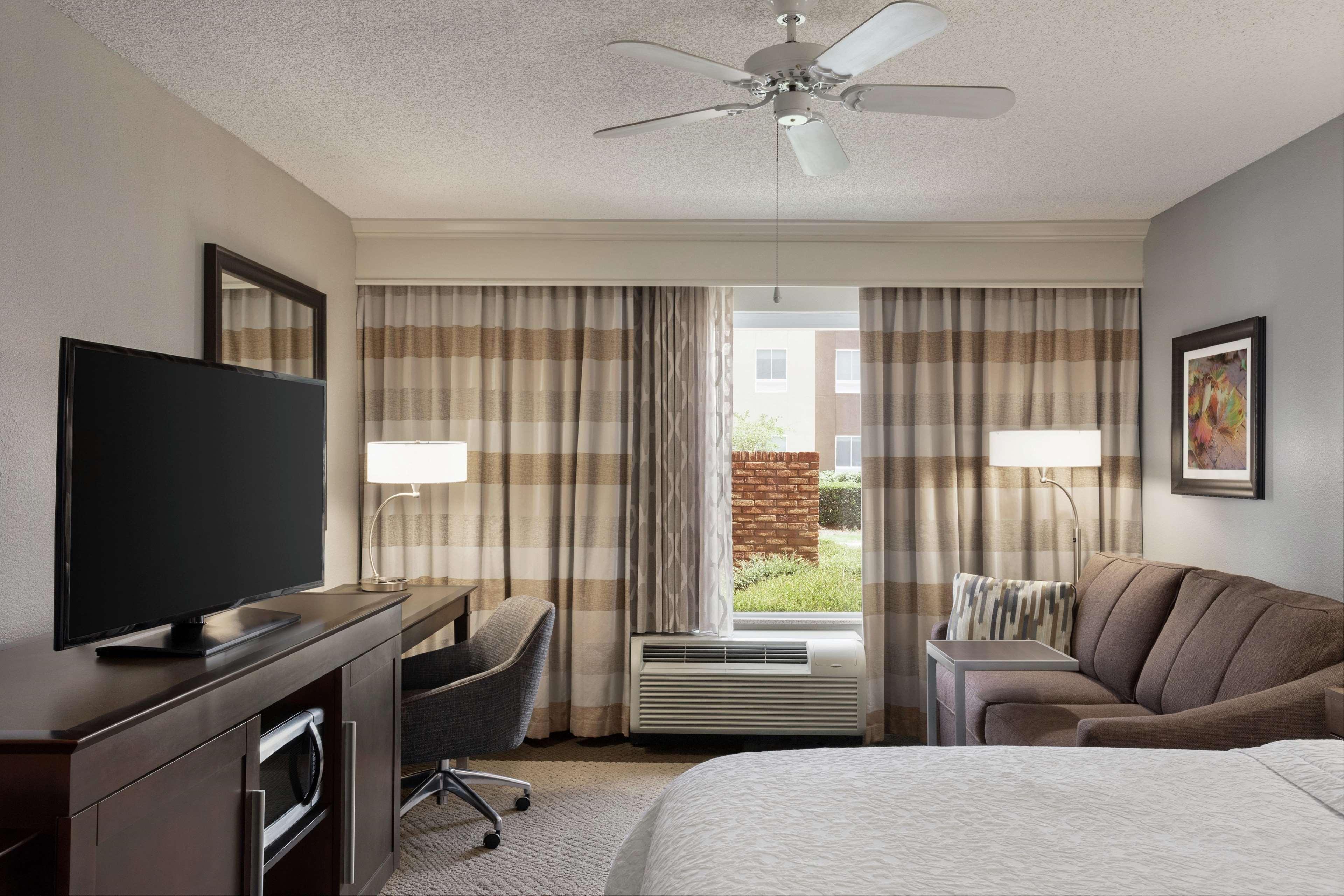 Hampton Inn & Suites Montgomery-Eastchase Eksteriør billede