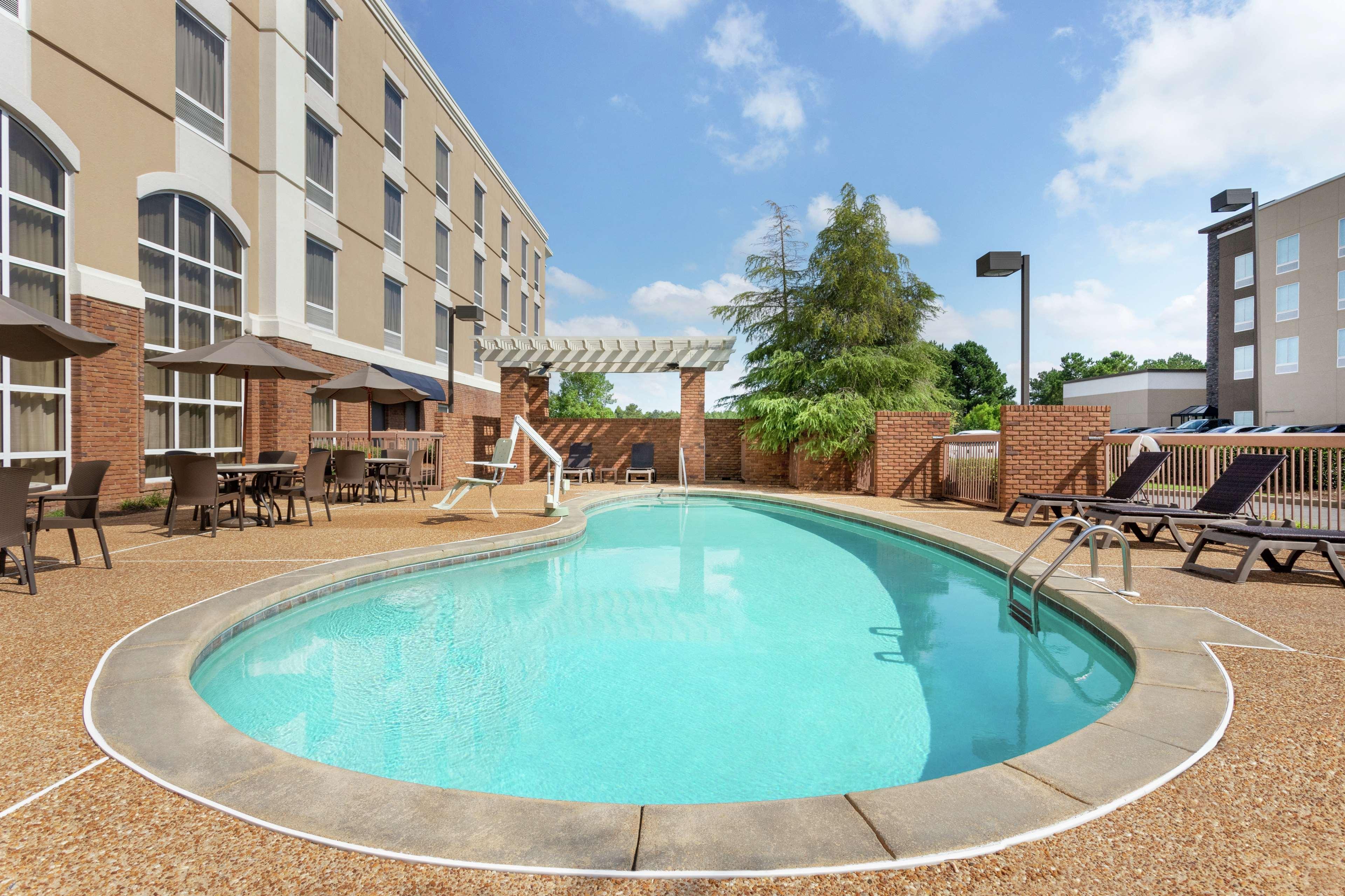 Hampton Inn & Suites Montgomery-Eastchase Eksteriør billede