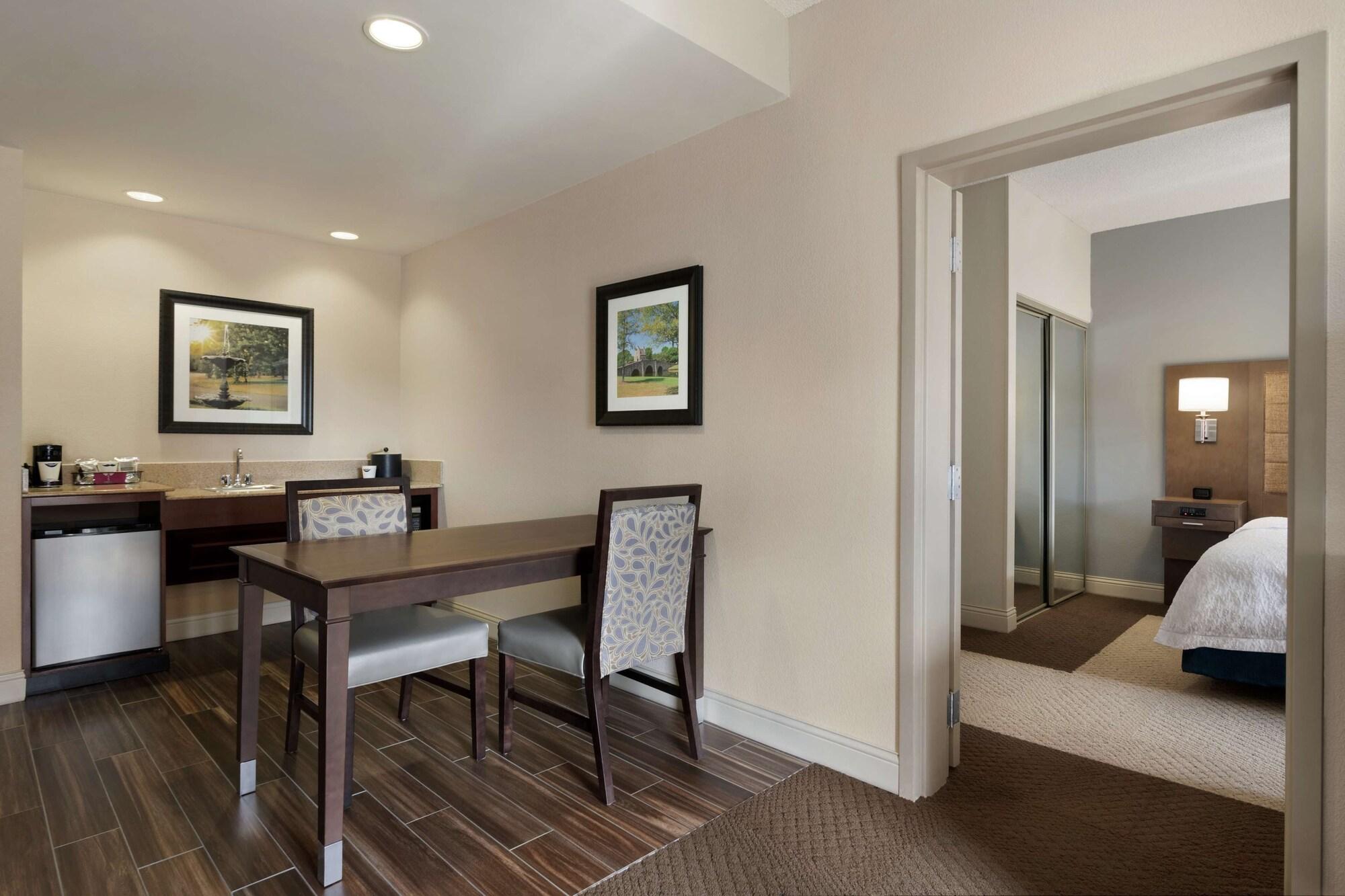 Hampton Inn & Suites Montgomery-Eastchase Eksteriør billede