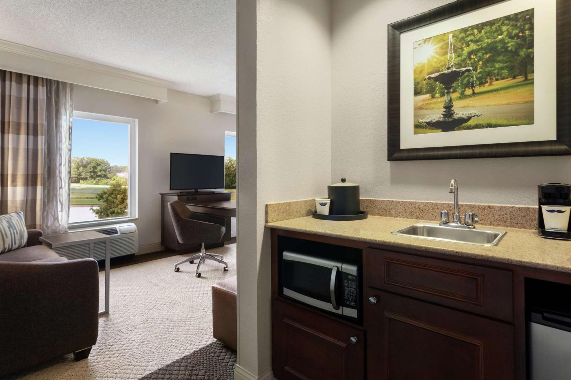 Hampton Inn & Suites Montgomery-Eastchase Eksteriør billede