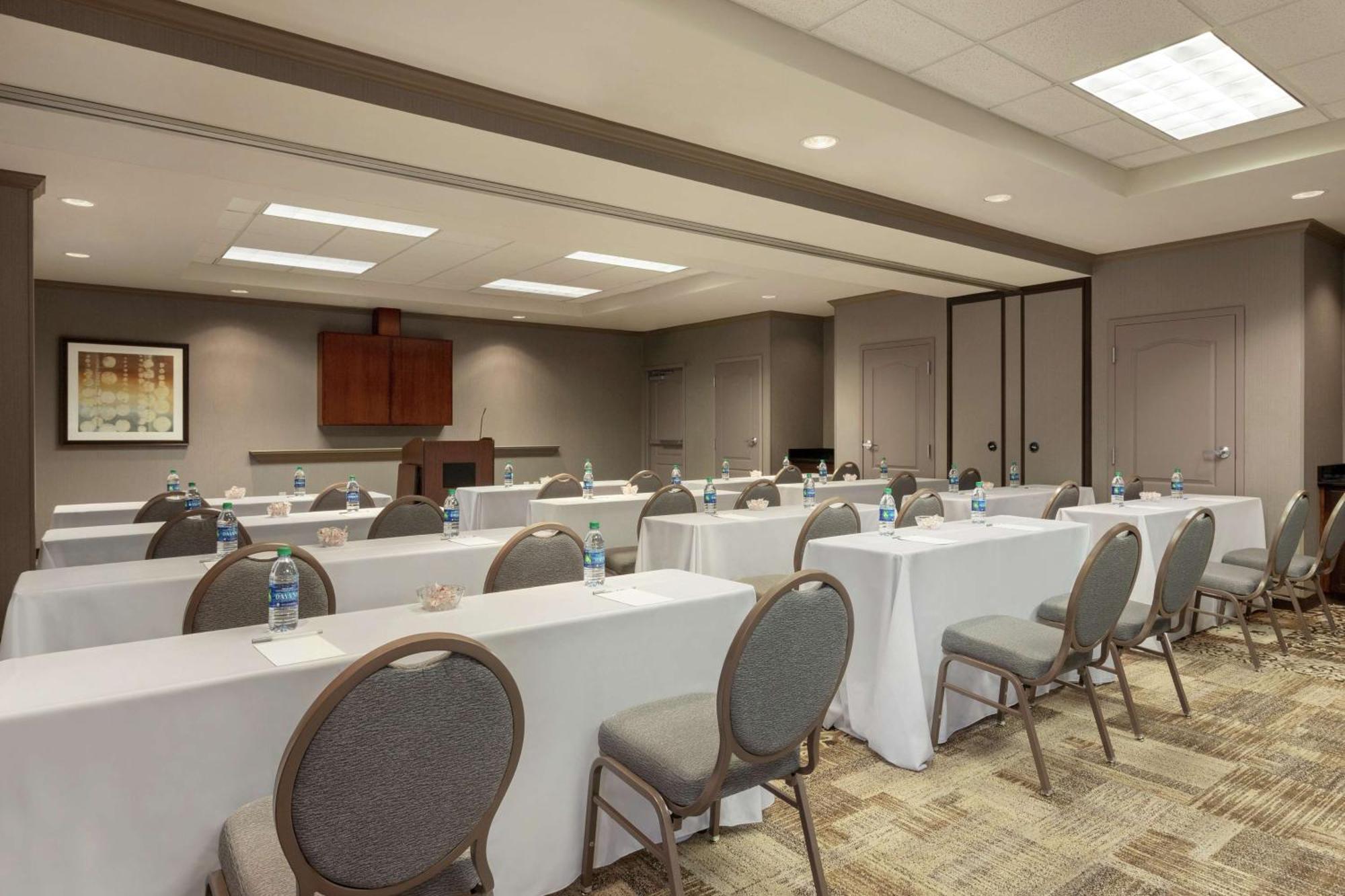 Hampton Inn & Suites Montgomery-Eastchase Eksteriør billede